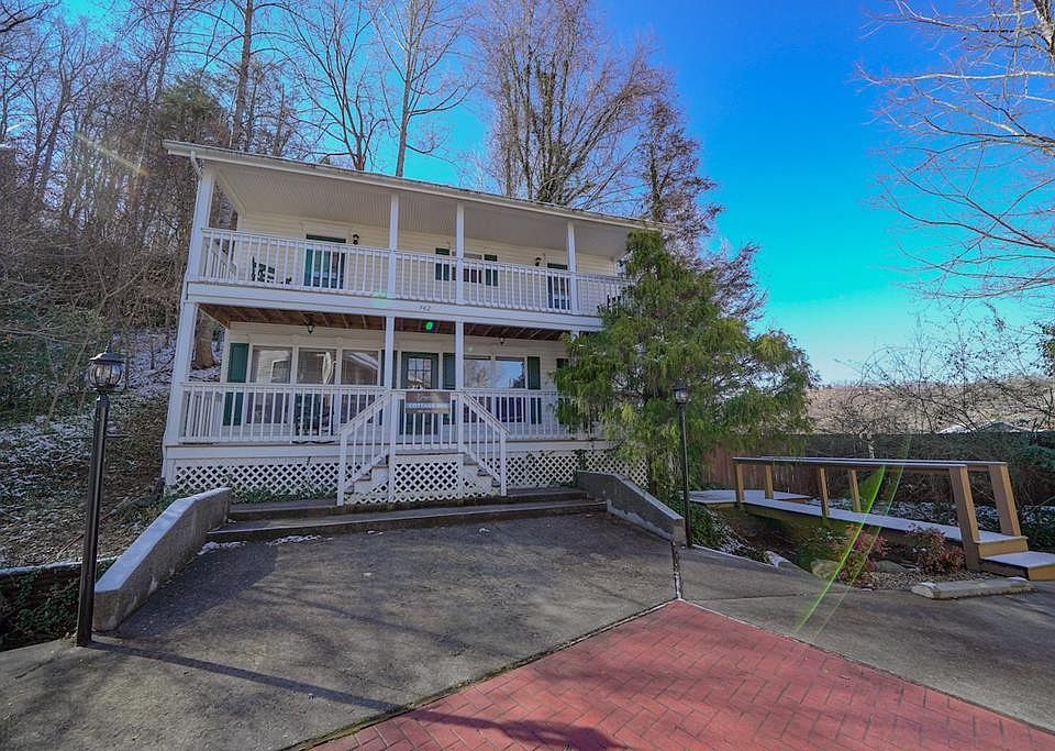 1st image of 142 Roaring Fork Rd #Cottage800