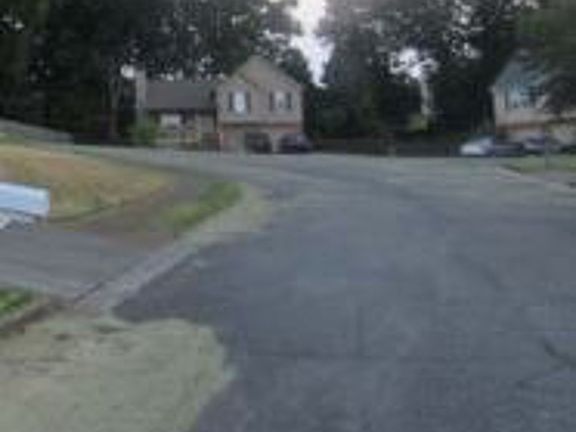 Exterior Neighborhood (street photo)