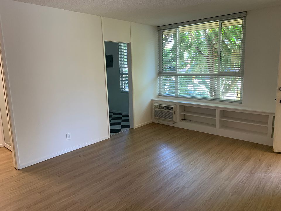 1st image of 1341 N Crescent Heights Blvd APT 101