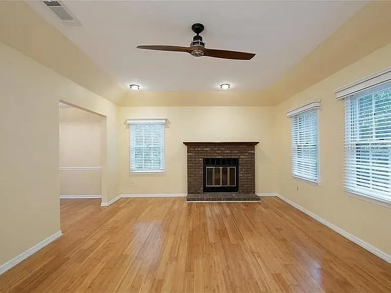 5211 SW 86th Ter — Photo 5