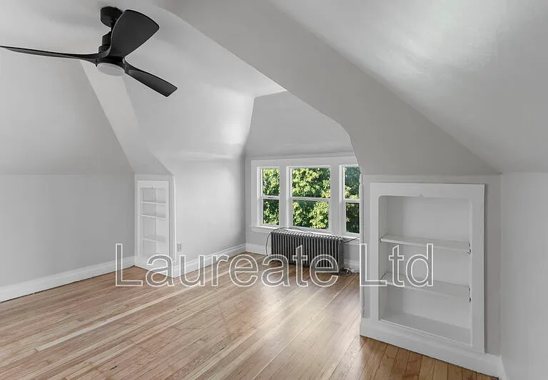 1432 Gaylord St #4 — Photo 2