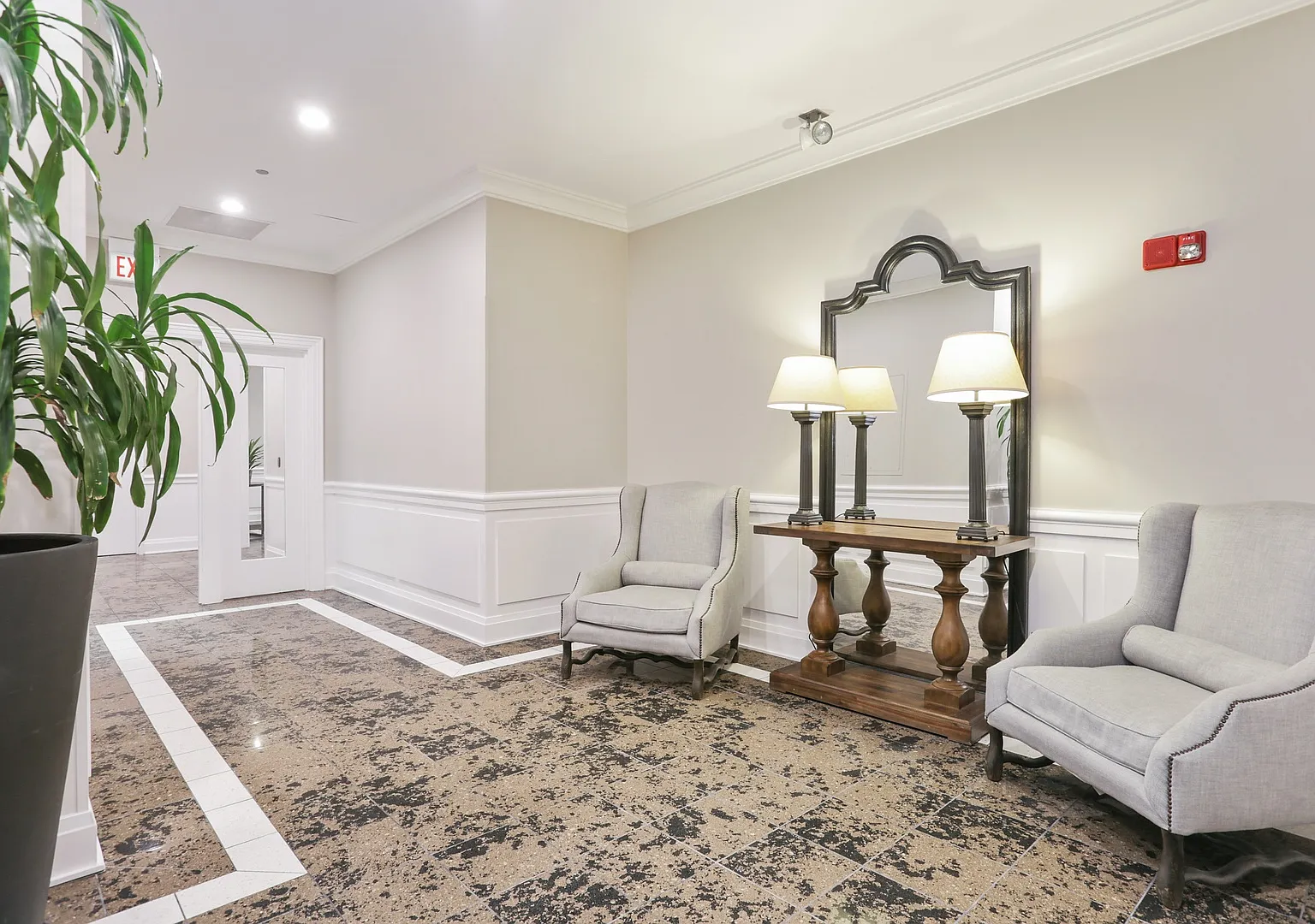 2 bed, 1365 sqft, $3,800 — Photo 3