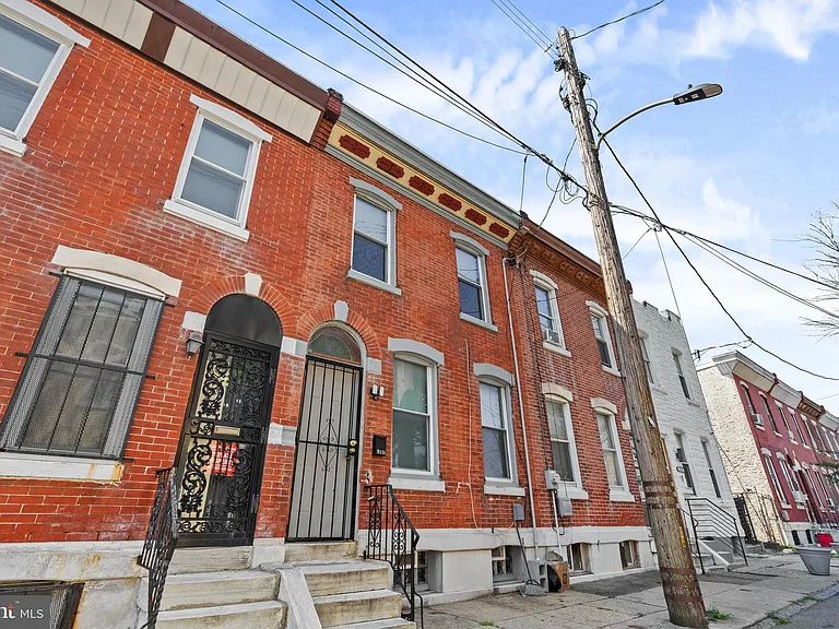1638 W Juniata St — Photo 2