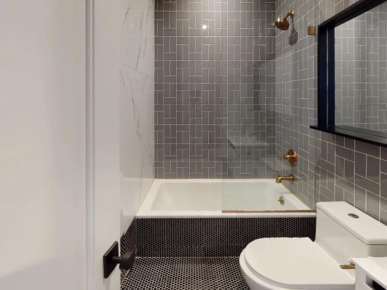 3415 9th St #3 — Photo 3