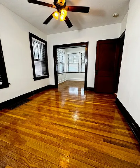 Primary bedroom (fits queen size bed)