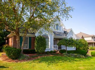 7012 Austinwood Rd, Louisville, KY 40214