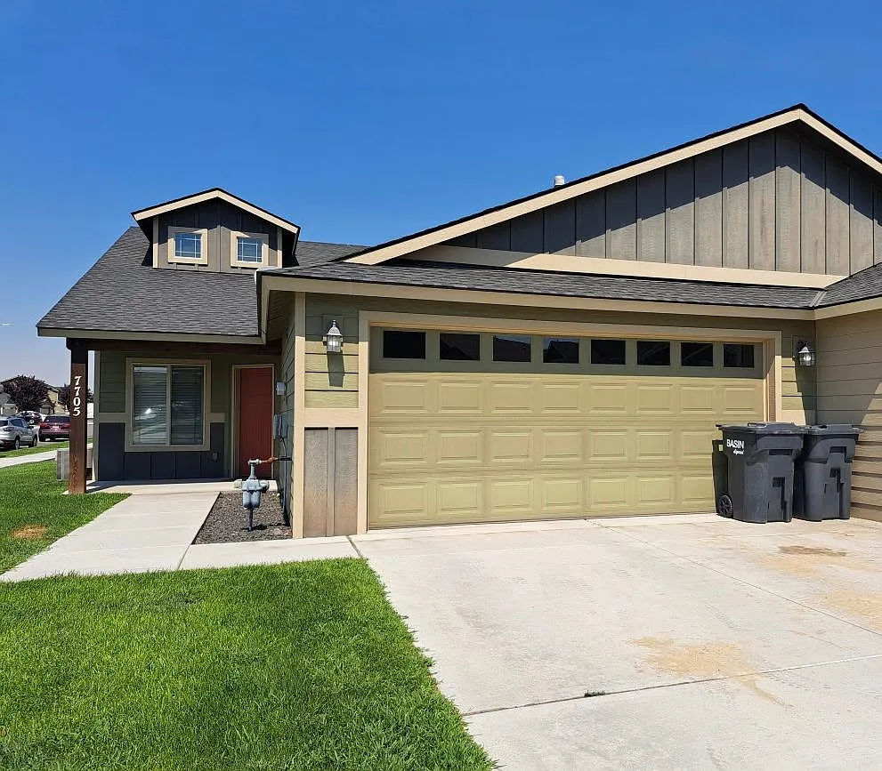 7705 Palouse Dr photo 1