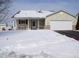 309 Alexander Ct, Shakopee, MN 55379