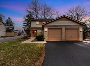 35409 Pheasant Ln, Westland, MI 48185