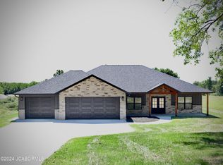 7719 Henwick Ln, Jefferson City, MO 65109