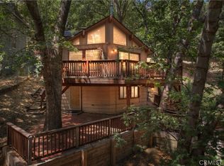 463 Dunant Dr, Crestline, CA 92325