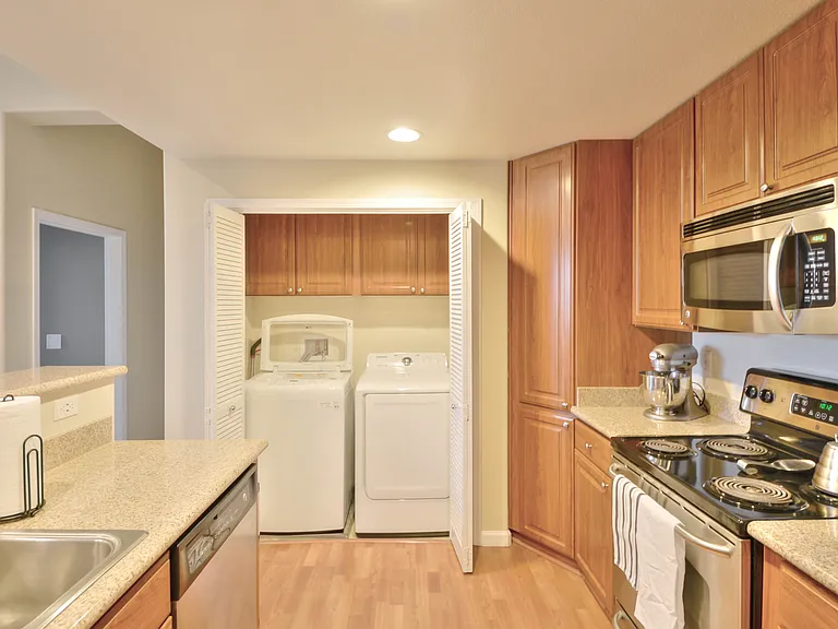 1883 Agnew Rd #113 — Photo 5