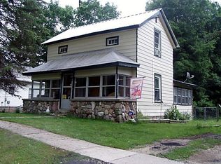 433 W Clinton St, Burr Oak, MI 49030
