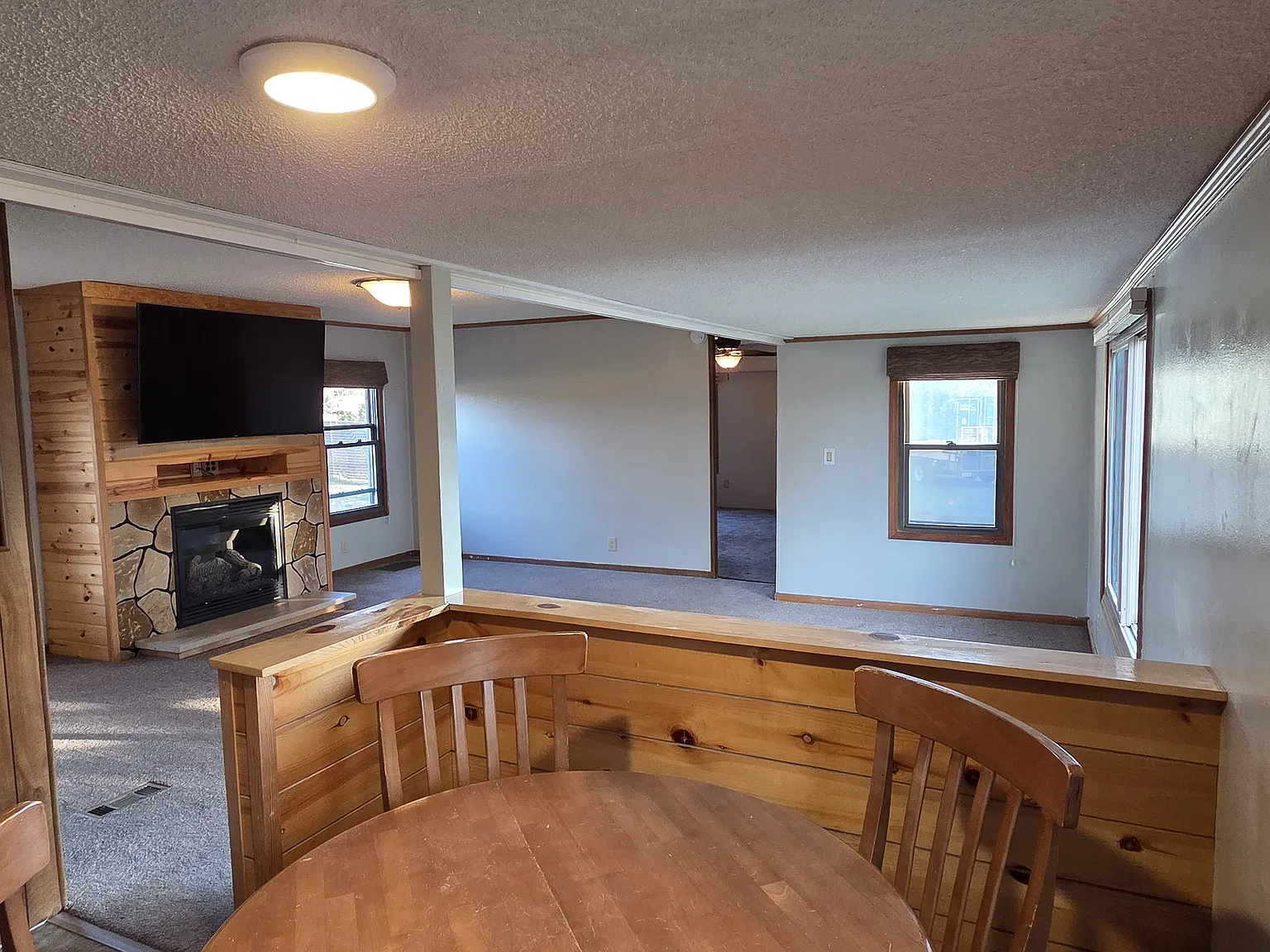 7655 Walker Ave — Photo 1