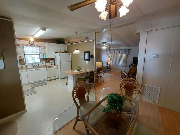 4th image of 135 Sea Fern Dr #23
