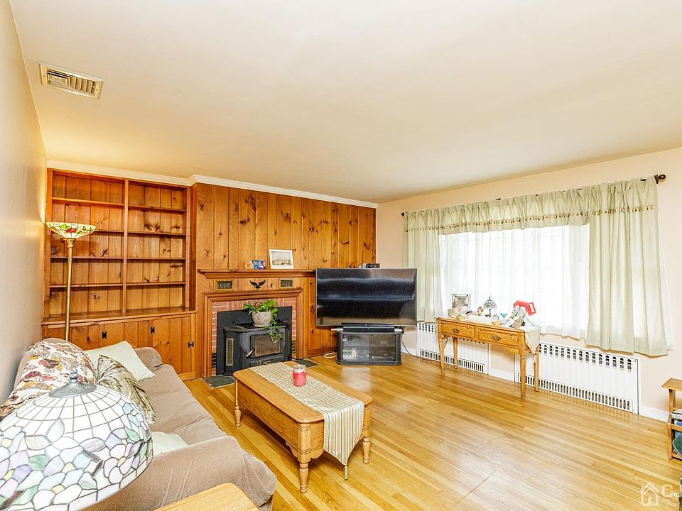 622 Church St, Bound Brook, NJ 08805 Zillow