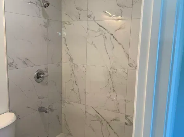 432 N Judd St #2, Honolulu, HI 96817