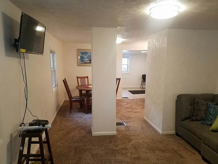110 Indiana Ave NW — Photo 11