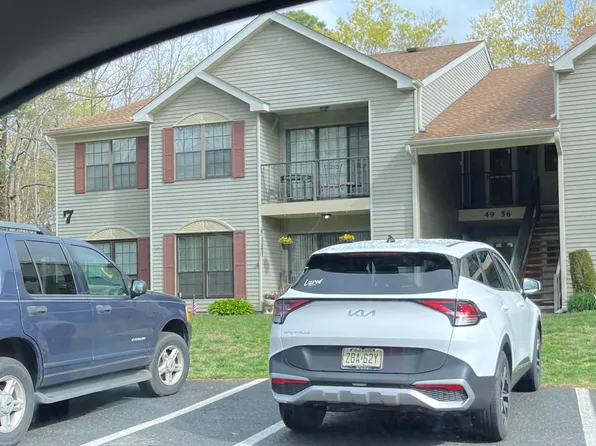 50 Sussex Pl #50, Absecon, NJ 08205