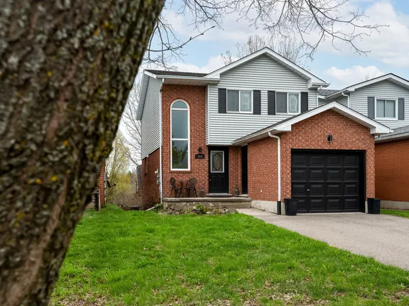 364 Adams Ct, Orangeville, ON L9W 4M2