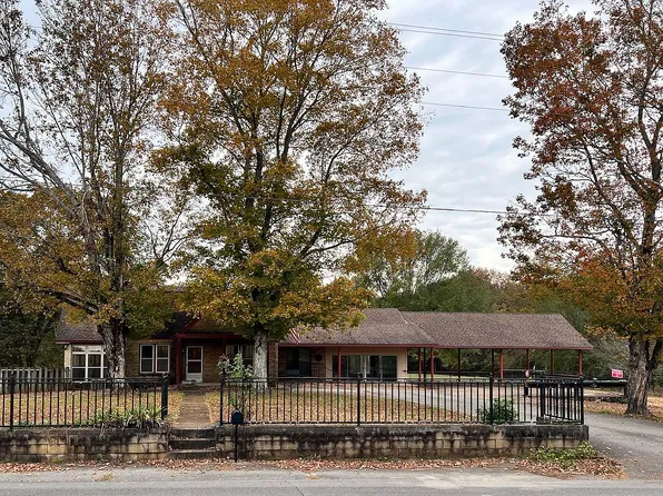 350 County Road 125, Rogersville, AL 35652