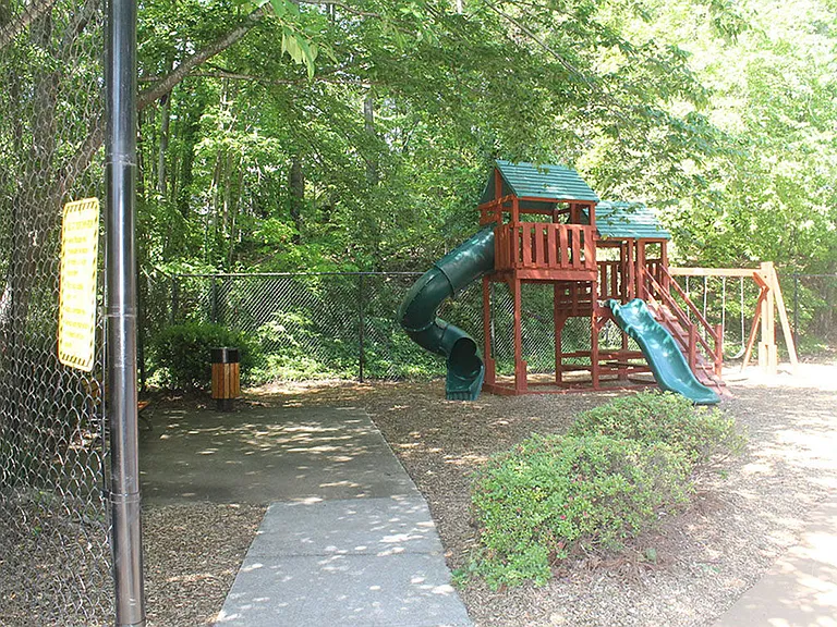 Chapel Creek — Photo 15