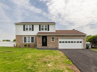 105 Reussner Rd, Southington, CT 06489