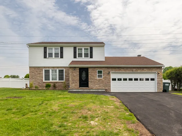 105 Reussner Road, Southington, CT 06489