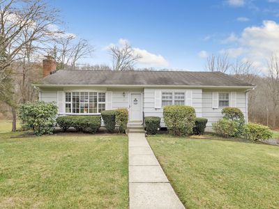 19 Robin Lane, Shelton, CT, 06484