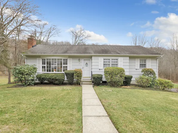 19 Robin Lane, Shelton, CT 06484