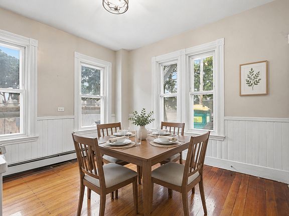 4th image of 97 Horace St #1