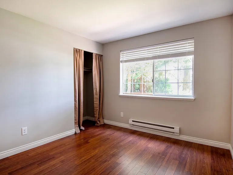 16817 Larch Way E #E105 — Photo 18