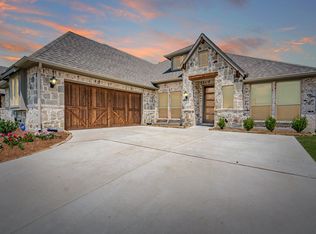 2422 Llano Dr, Royse City, TX 75189