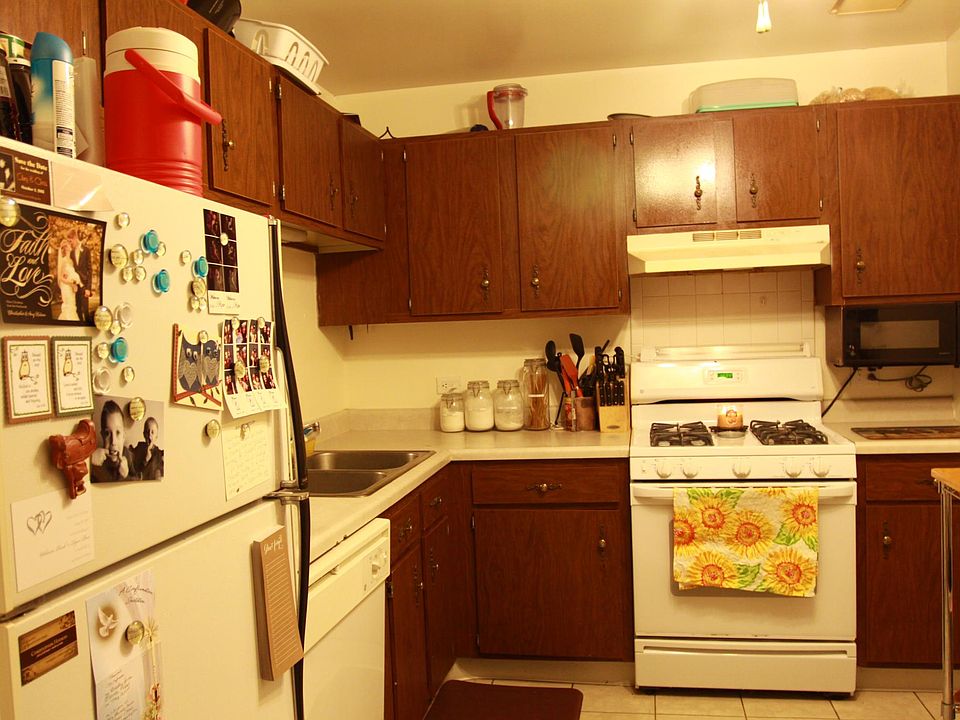 1st image of 1270 N Sterling Ave APT 103