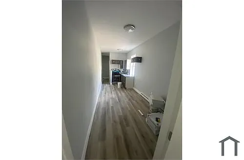 139 School St Photo 1