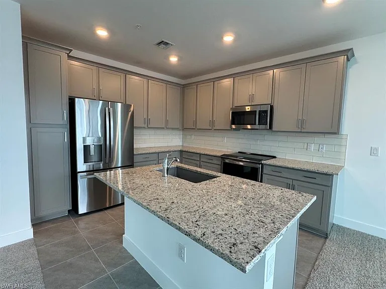 26351 Coco Cay Cir #201 — Photo 19