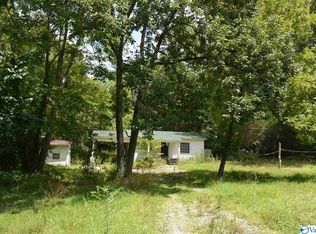 200 Long Hollow Rd, Scottsboro, AL 35768