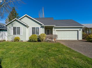 401 Nathan Dr, Newberg, OR 97132