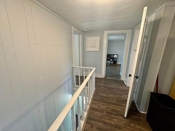 4th image of 1618 Downey St