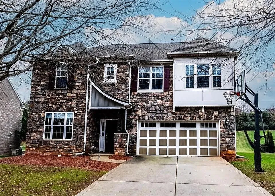 10034 Paxton Run Rd