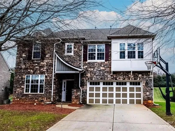 10034 Paxton Run Rd, Charlotte, NC 28277
