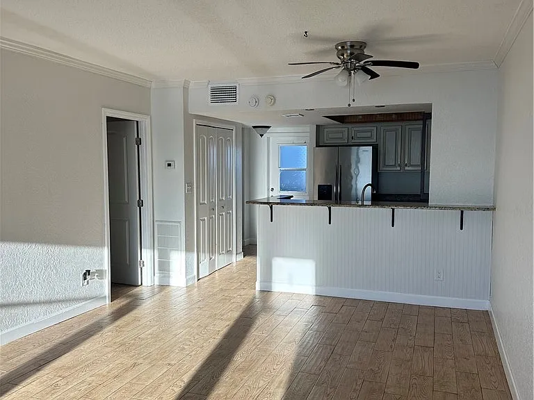 2131 Lakeview Dr #1106 — Photo 13