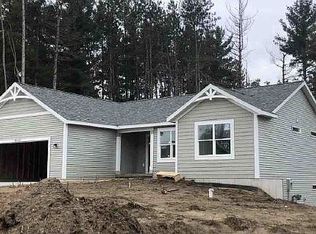 1867 Pine Blf, Hastings, MI 49058