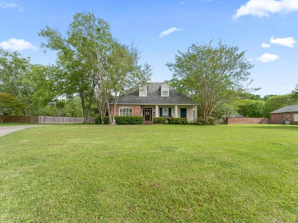 3607 Red Clover Ave, Zachary, LA 70791