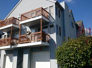1203 NW 85th St APT 202, Seattle, WA 98117