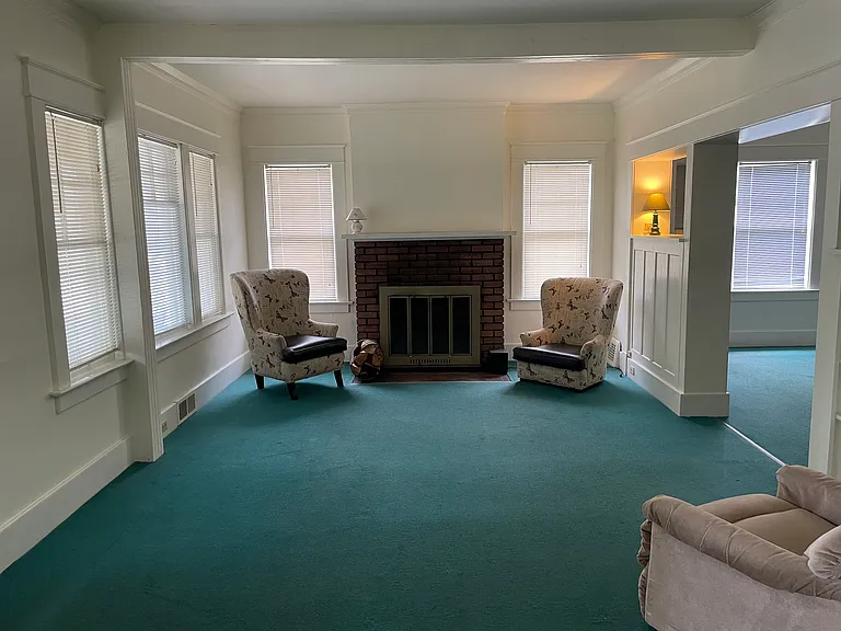 546 Lincoln Ave — Photo 22