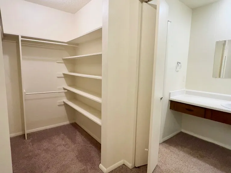 828 Cardinal Creek Blvd #0 — Photo 10