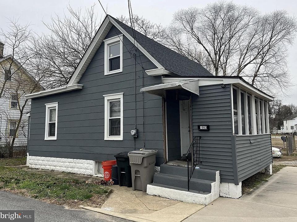 2nd image of 1003 Hoffman Ave