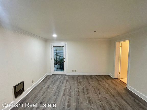 2nd image of 3100 Fulton St #11807763