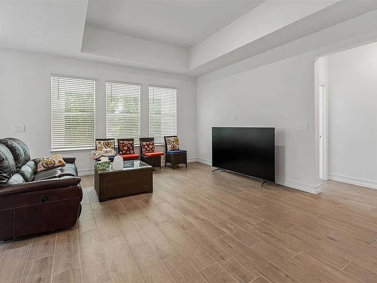 18542 Serene Lake Loop — Photo 34